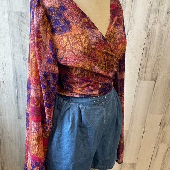 Colorful Wrap Blouse - Picture 4 of 7